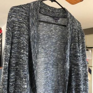 Aeropostale blue black and white sweater